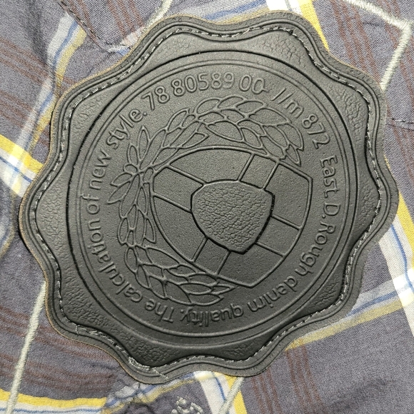 Outfitters Nation gray plaid denim quality long sleeve snap button down shirt. S - Picture 6 of 9